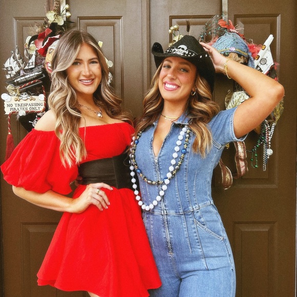 Beginning Boutique Red paradise puff sleeve dress - Picture 3 of 3